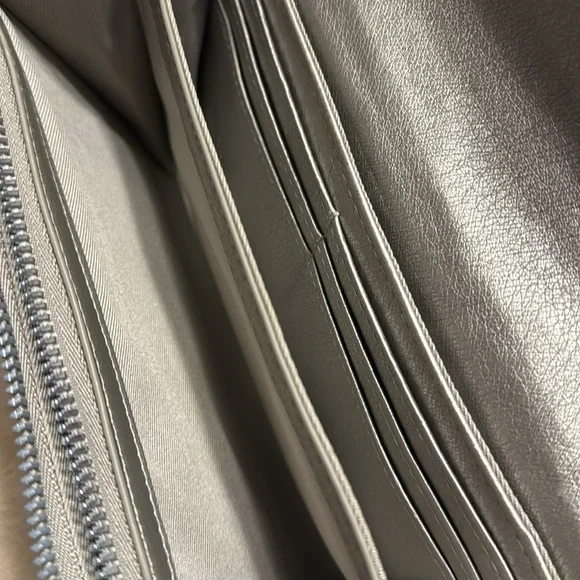 Metallic crossbody - Picture 5 of 5